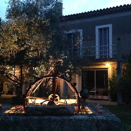 Les Jardins Du Rebaut Bed & Breakfast Beziers Exterior photo